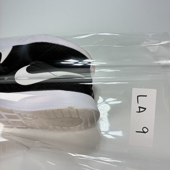 Nike Tanjun Black White Athletic Lace Up Running Shoe 812655-011 Women's Size 7 - Picture 11 of 11